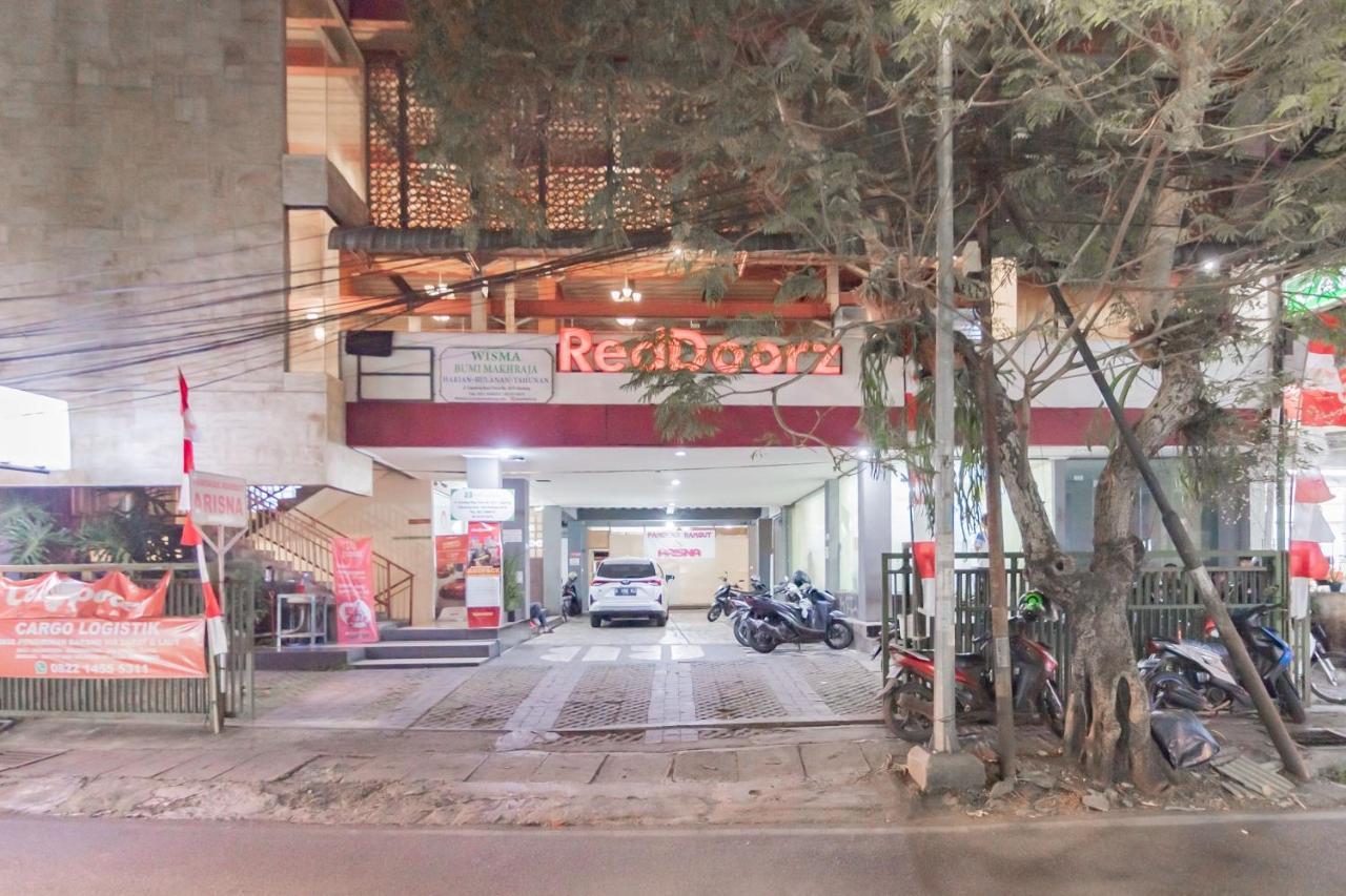 Готель Reddoorz Syariah At Cigadung Raya Street Бандунг Екстер'єр фото